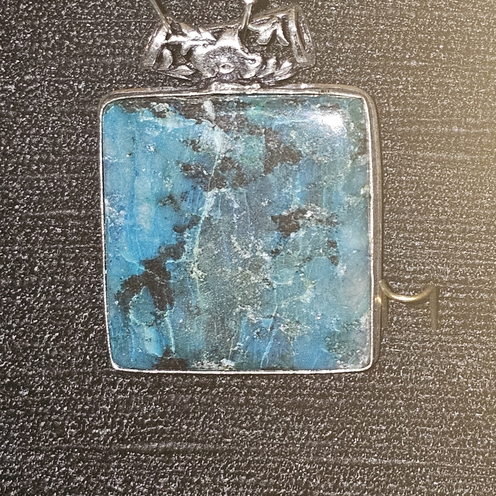 Turquoise Stone Square Pendant - Picture 4 of 7